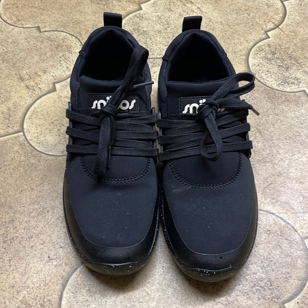 Snibbs Non-slip Water Resistant Work Sneaker